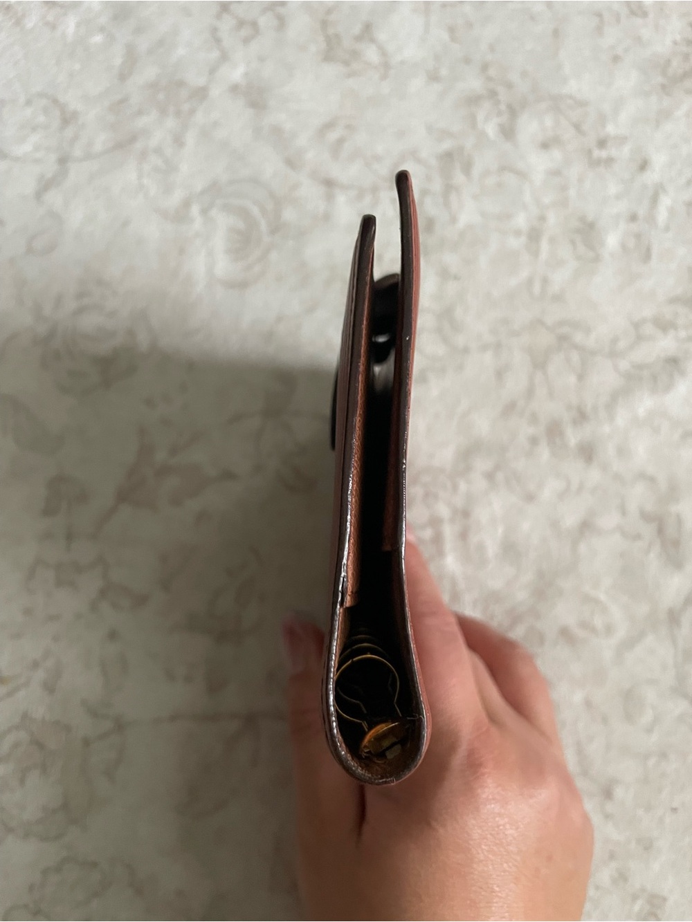 Louis Vuitton Chestnut Brown Epi Leather Snap Agenda - with COA! - Picture 5 of 10